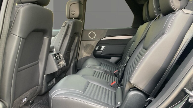 Land Rover Discovery 3.0 D350 Dynamic SE 5dr Auto Diesel Station Wagon